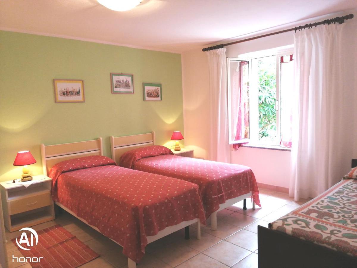 Corte Mannoni Porto Pozzo Buitenkant foto