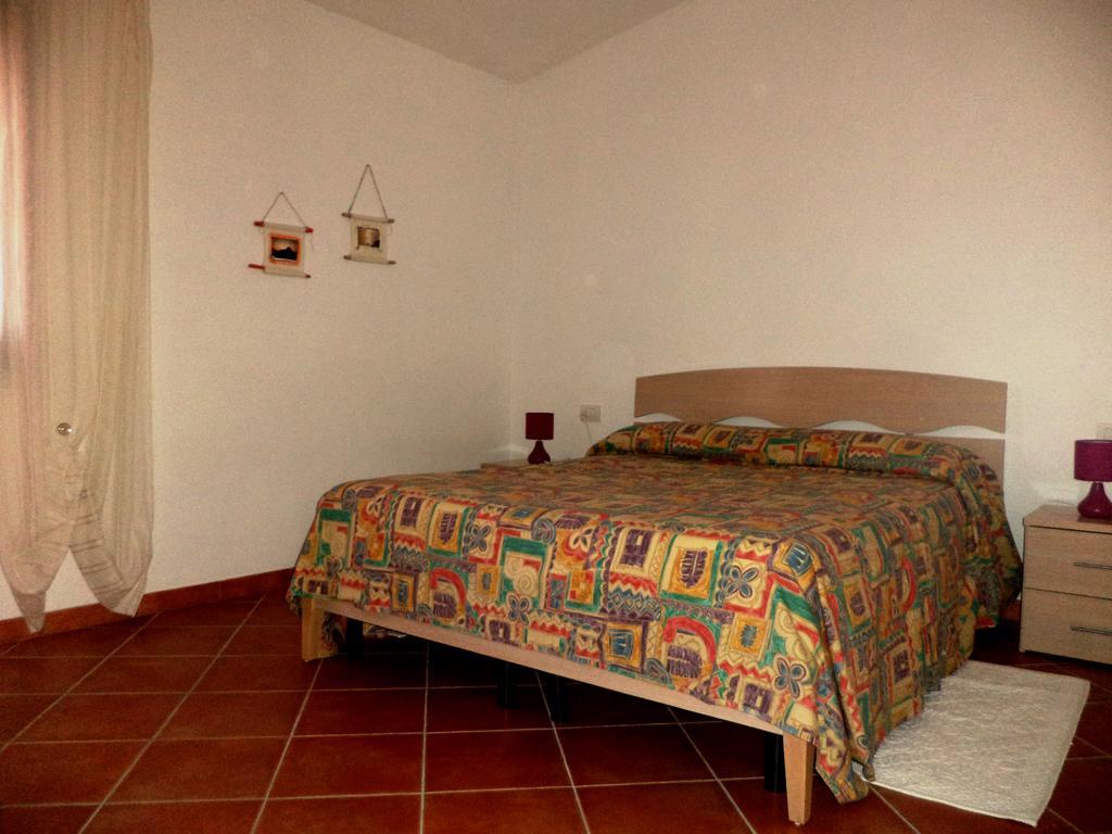 Corte Mannoni Porto Pozzo Buitenkant foto