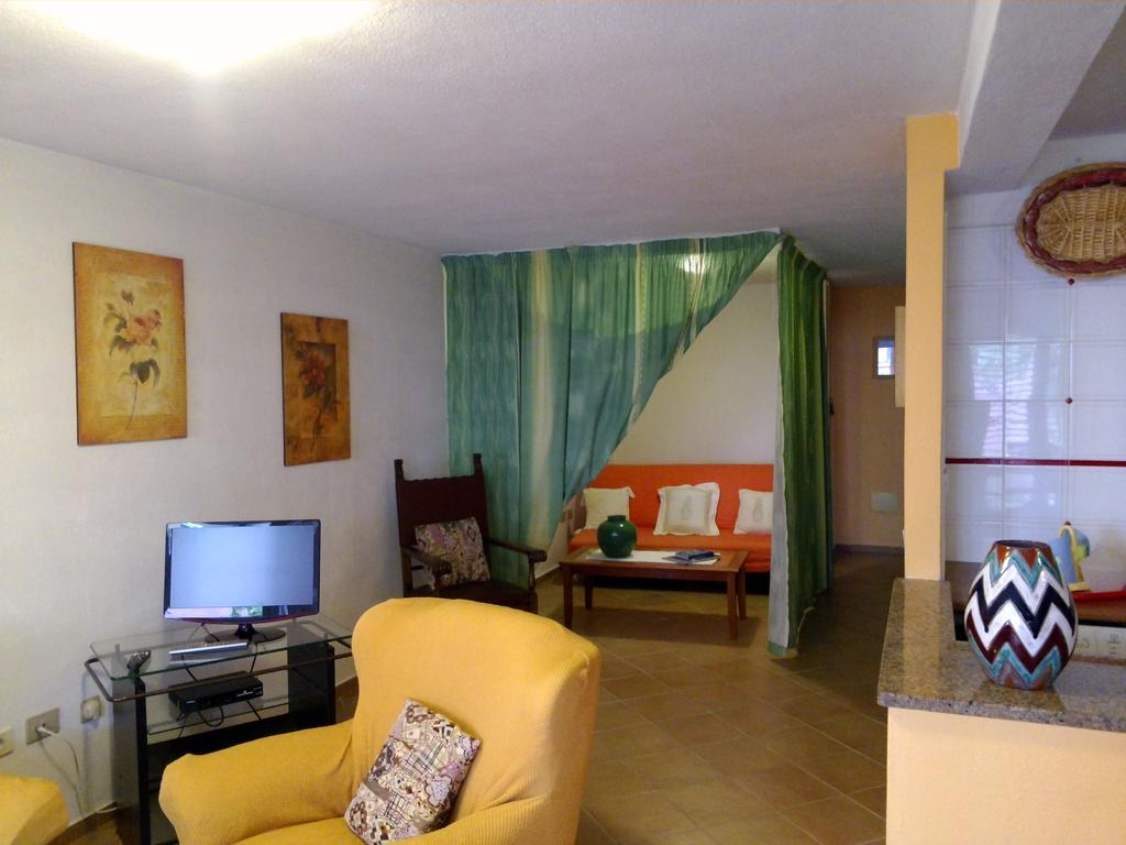 Corte Mannoni Porto Pozzo Buitenkant foto
