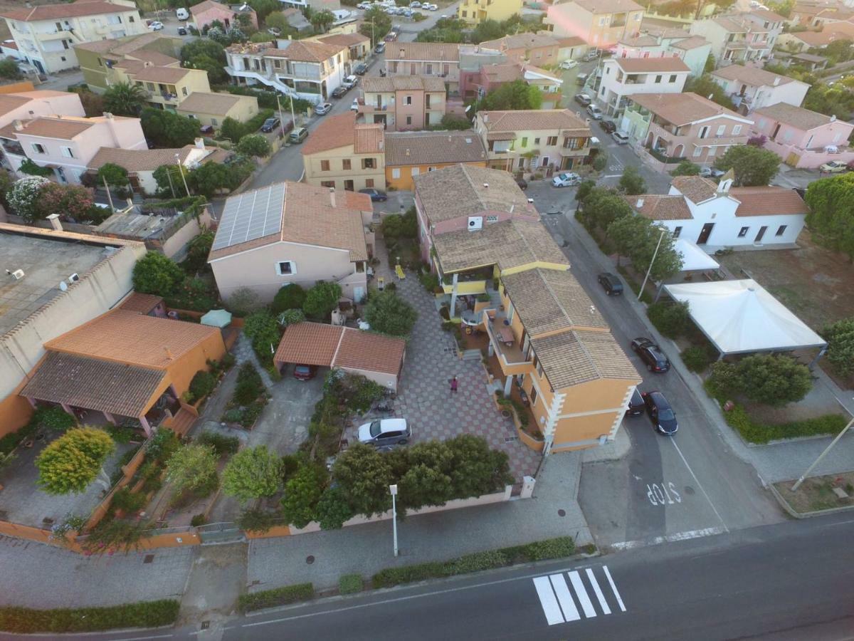 Corte Mannoni Porto Pozzo Buitenkant foto
