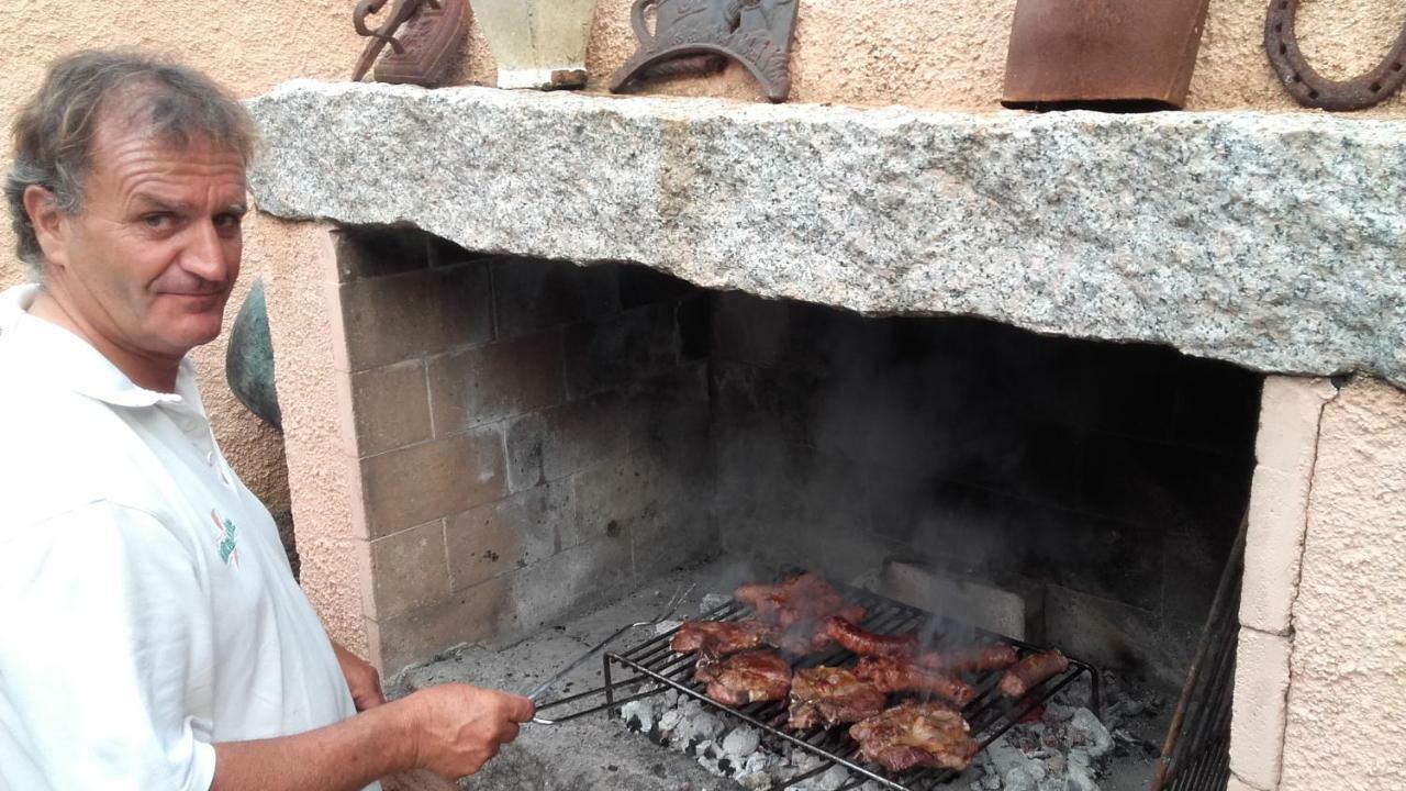 Corte Mannoni Porto Pozzo Buitenkant foto